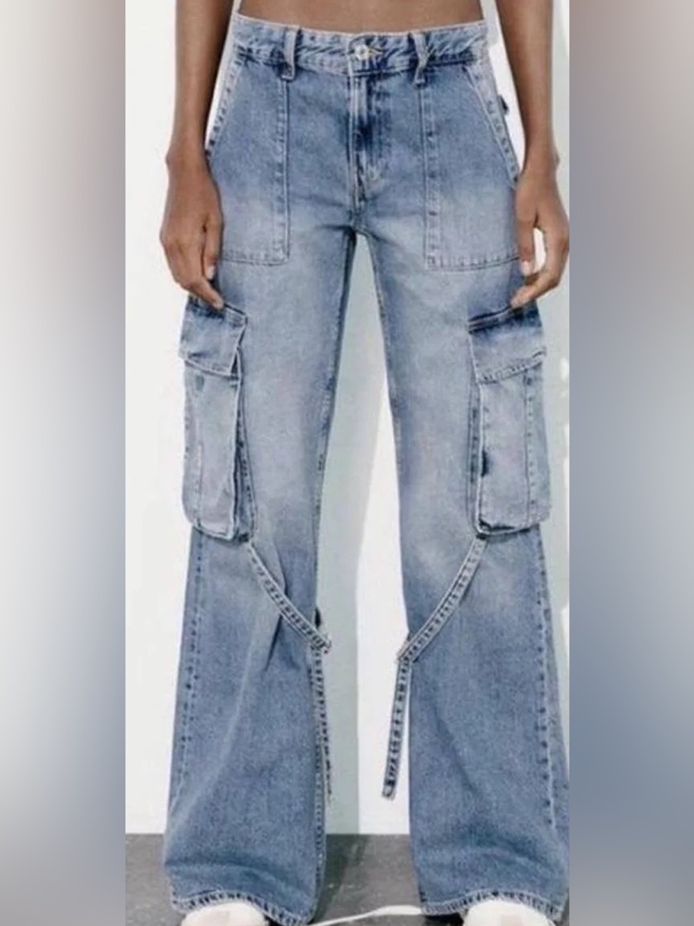 New Zara TRF BELT LOOP CARGO JEANS Size 2 NWT Bloggers
Favorite Blue